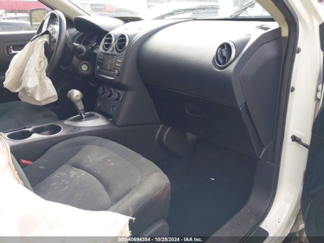 JN8AS5MT2FW650572 Nissan Rogue Select S