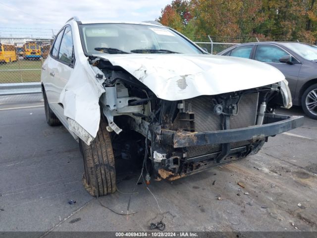 JN8AS5MT2FW650572 Nissan Rogue Select S