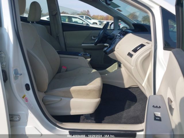 JTDZN3EU6EJ010622 Toyota Prius V Three