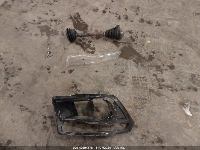 1C6RR7YT4JS232571 RAM 1500 Rebel  4x4 5'7 Box
