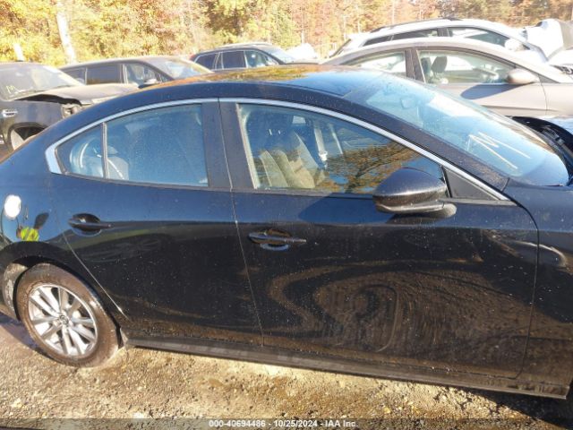 JM1BPAA70M1315659 Mazda Mazda3 2.0