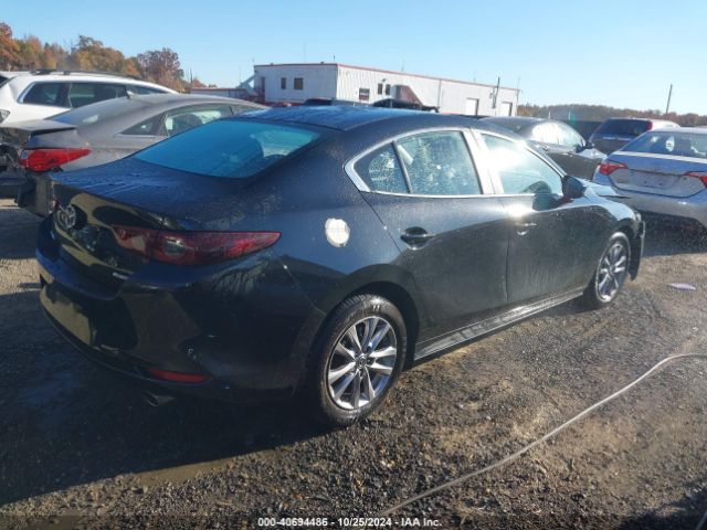 JM1BPAA70M1315659 Mazda Mazda3 2.0