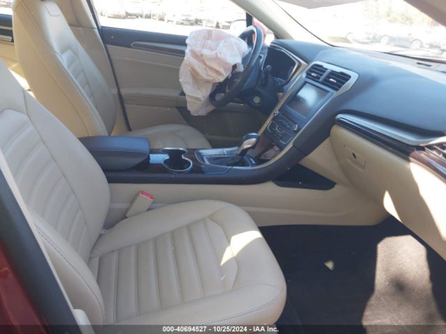 1FA6P0HD0G5129646 Ford FUSION SE