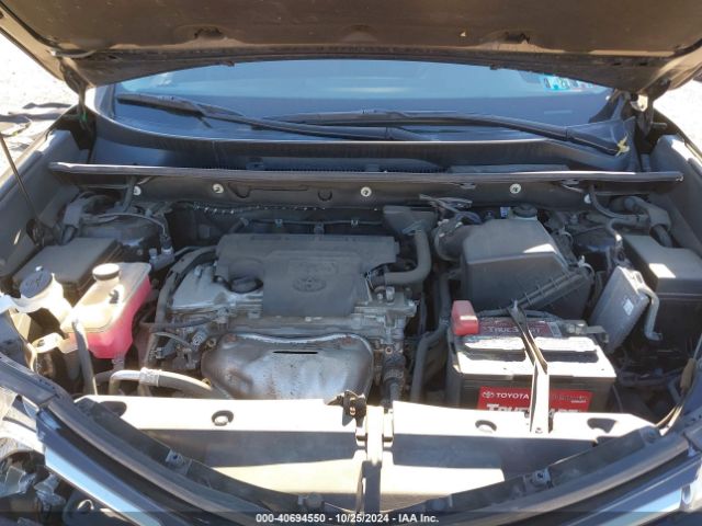 2T3BFREV6HW675553 Toyota RAV4 LE