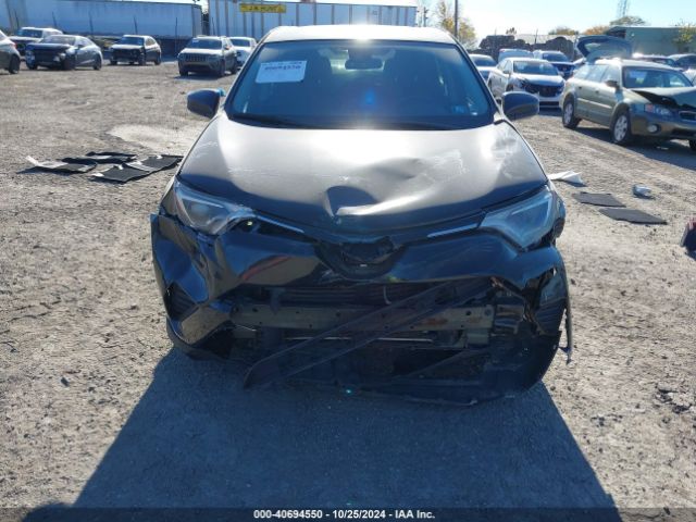 2T3BFREV6HW675553 Toyota RAV4 LE