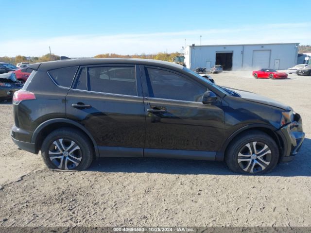 2T3BFREV6HW675553 Toyota RAV4 LE