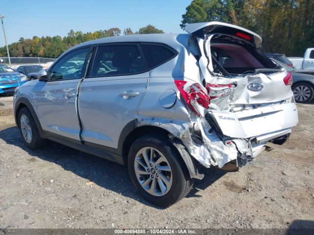 KM8J2CA46JU707675 Hyundai TUCSON SE