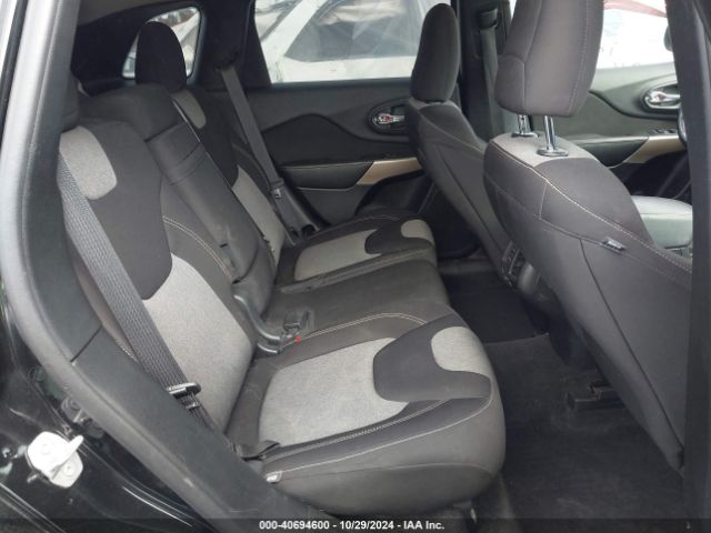 1C4PJLCB4JD544604 Jeep Cherokee Latitude Fwd