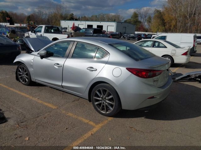 3MZBN1V34JM182462 Mazda Mazda3 Touring