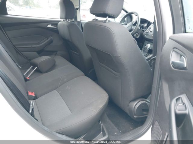 1FADP3K24HL255554 Ford FOCUS SE