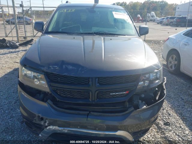 3C4PDDGGXKT701728 Dodge Journey Crossroad Awd