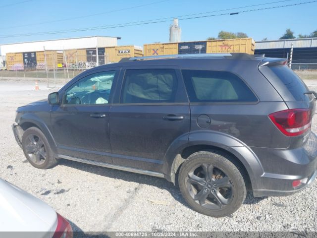 3C4PDDGGXKT701728 Dodge Journey Crossroad Awd