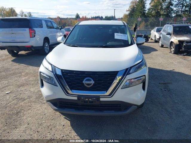5N1BT3BA2NC673476 Nissan Rogue Sv Fwd