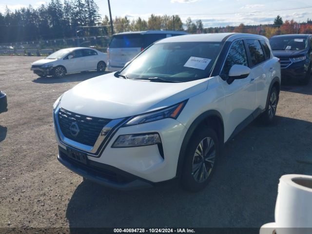 5N1BT3BA2NC673476 Nissan Rogue Sv Fwd