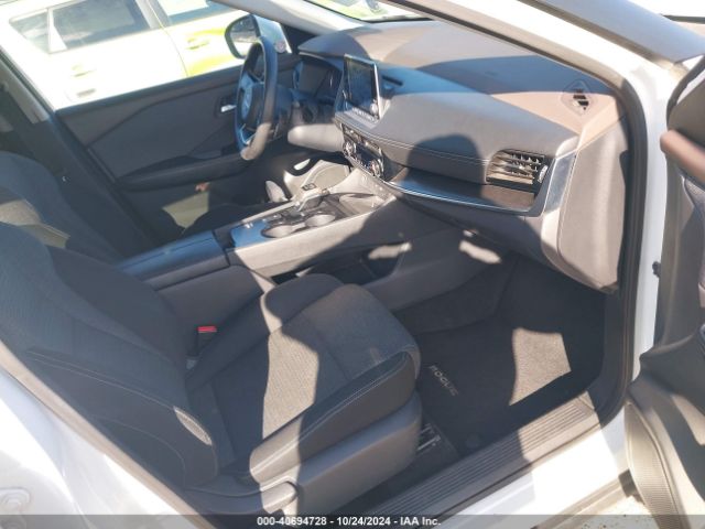 5N1BT3BA2NC673476 Nissan Rogue Sv Fwd