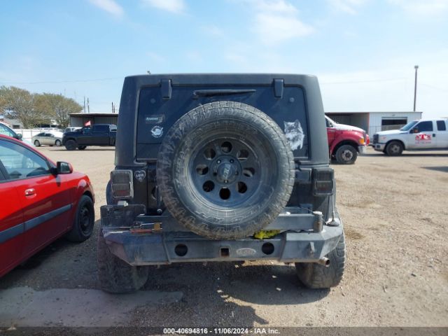 1C4BJWFG7EL140548 Jeep Wrangler Unlimited Rubicon
