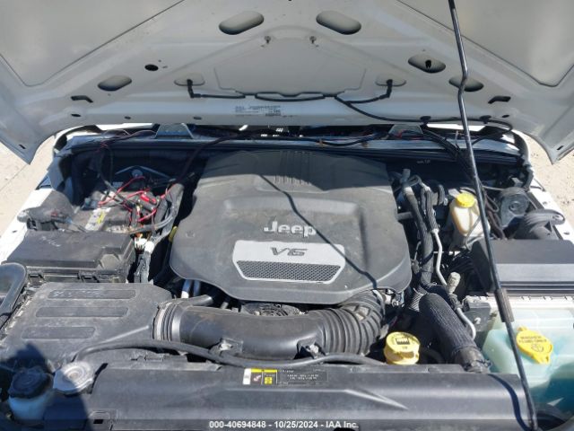 1C4BJWDG7HL746522 Jeep Wrangler Unlimited Sport 4x4