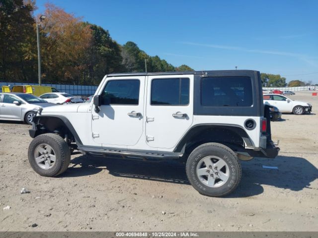 1C4BJWDG7HL746522 Jeep Wrangler Unlimited Sport 4x4