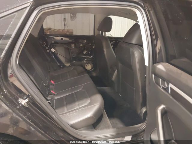 1VWAA7A35JC040073 Volkswagen Passat 2.0t R-line/2.0t S