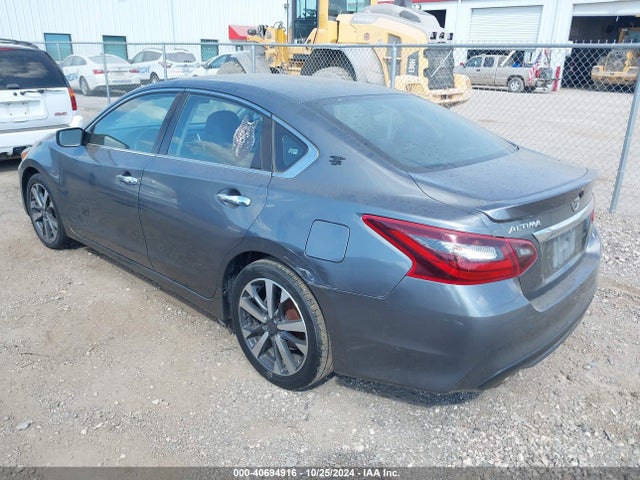 1N4BL3AP0HC163468 Nissan Altima 3.5 Sr