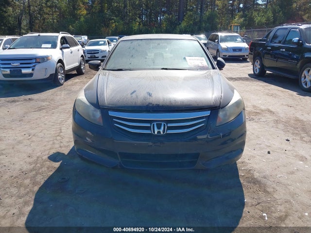 40694920 :رقم المزاد ، 1HGCP2F3XBA116472 vin ، 2011 Honda Accord 2.4 Lx مزاد بيع