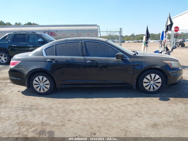 40694920 :رقم المزاد ، 1HGCP2F3XBA116472 vin ، 2011 Honda Accord 2.4 Lx مزاد بيع