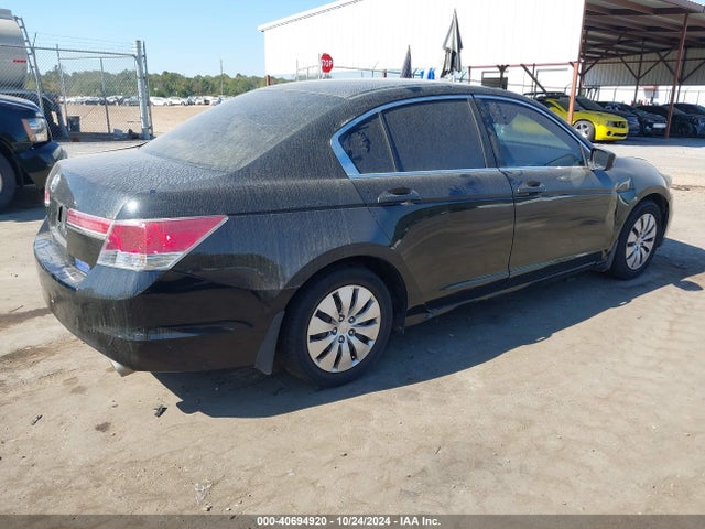40694920 :رقم المزاد ، 1HGCP2F3XBA116472 vin ، 2011 Honda Accord 2.4 Lx مزاد بيع