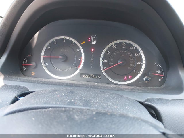 40694920 :رقم المزاد ، 1HGCP2F3XBA116472 vin ، 2011 Honda Accord 2.4 Lx مزاد بيع