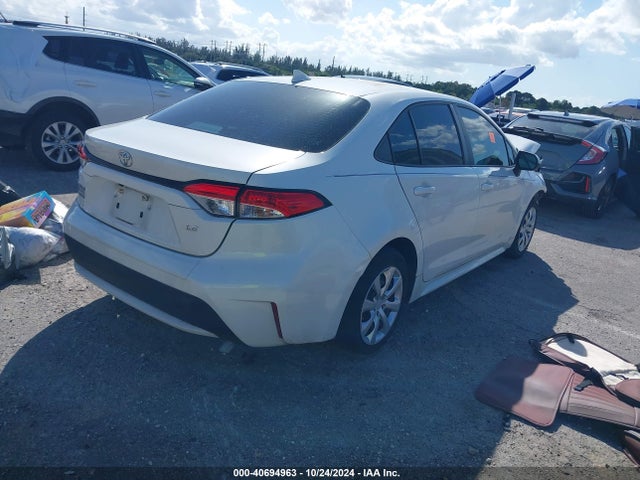 Toyota COROLLA LE 2021 5YFEPMAEXMP193854 Image 4