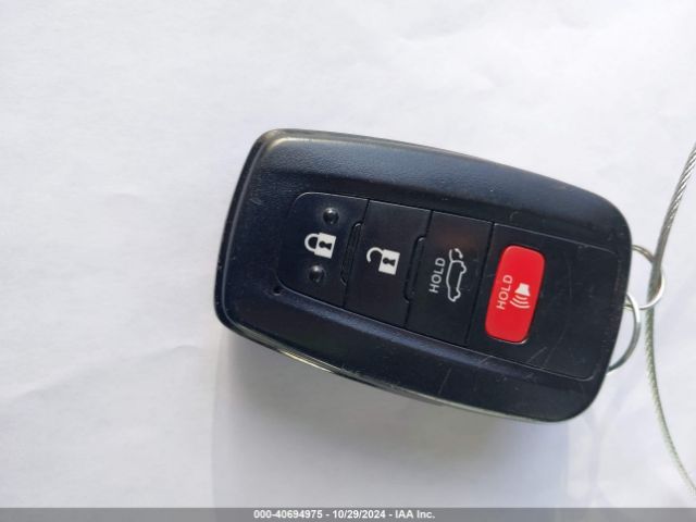 JTMRWRFV0KD021021 Toyota Rav4 Hybrid Xle
