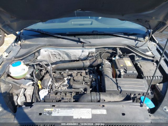 WVGAV3AX0EW058242 Volkswagen Tiguan R-line