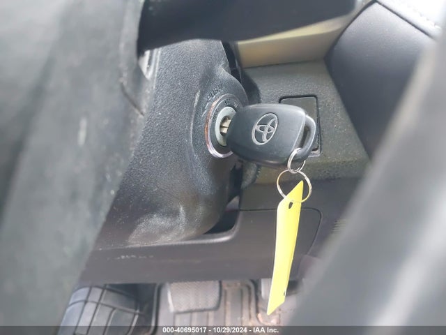 Toyota Rav4 Xle 2015 2T3RFREV3FW296778 Image 11