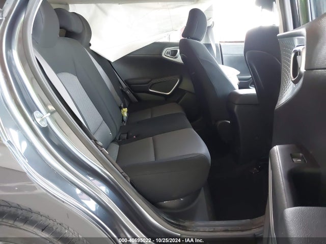 KIA Soul X-line 2021 KNDJ23AU3M7755755 Image 8