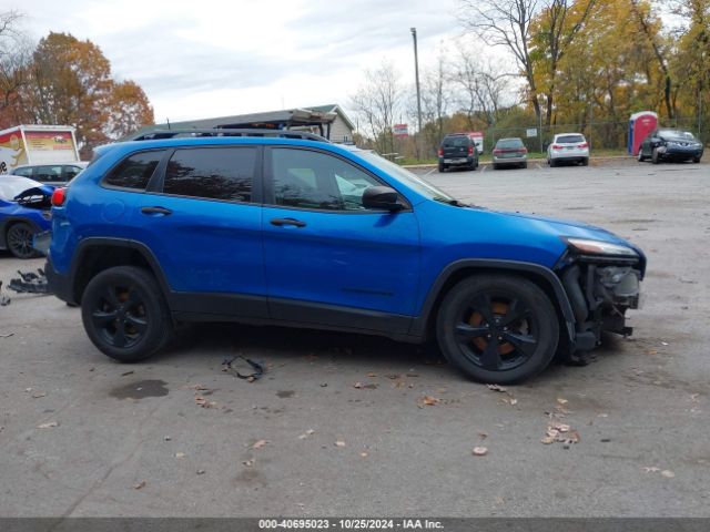 1C4PJMAS6HW621187 Jeep Cherokee Altitude 4x4