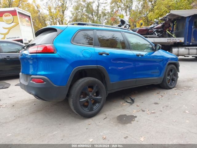 1C4PJMAS6HW621187 Jeep Cherokee Altitude 4x4