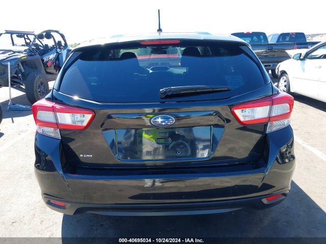 Subaru Impreza 2.0i 2018 4S3GTAA67J3738151 Image 16