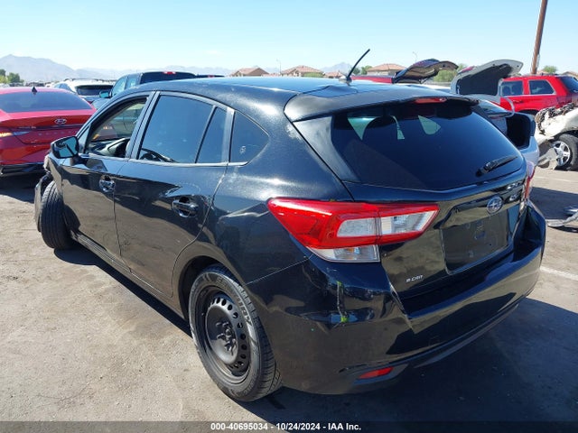 Subaru Impreza 2.0i 2018 4S3GTAA67J3738151 Image 3