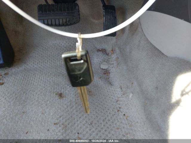 2000 MITSUBISHI MONTERO SPORT JA4LS31H1YP805385 Photo 10