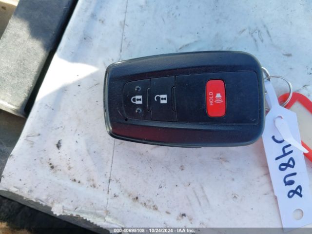 JTDKAMFU8N3156235 Toyota Prius Le