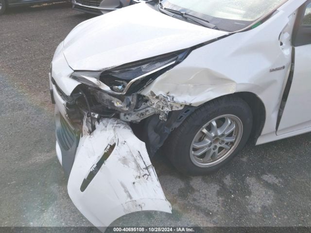 JTDKAMFU8N3156235 Toyota Prius Le