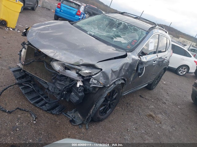 Nissan ROGUE SV 2017 5N1AT2MV1HC826049 Image 2