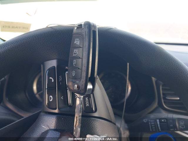 Hyundai Veloster 2.0 2020 KMHTG6AF3LU024428 Image 11