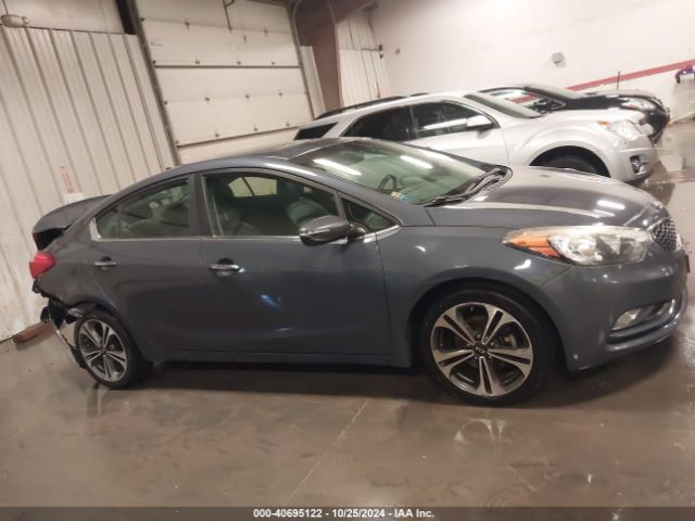 KNAFZ4A83E5207355 KIA FORTE EX
