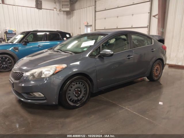 KNAFZ4A83E5207355 KIA FORTE EX