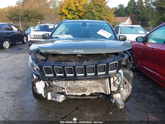 3C4NJCBBXKT699775 Jeep Compass Latitude Fwd