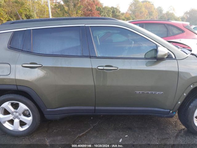 3C4NJCBBXKT699775 Jeep Compass Latitude Fwd