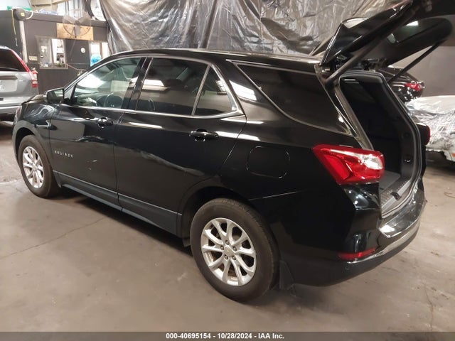 Chevrolet EQUINOX LT 2018 2GNAXSEV8J6305021 Image 3