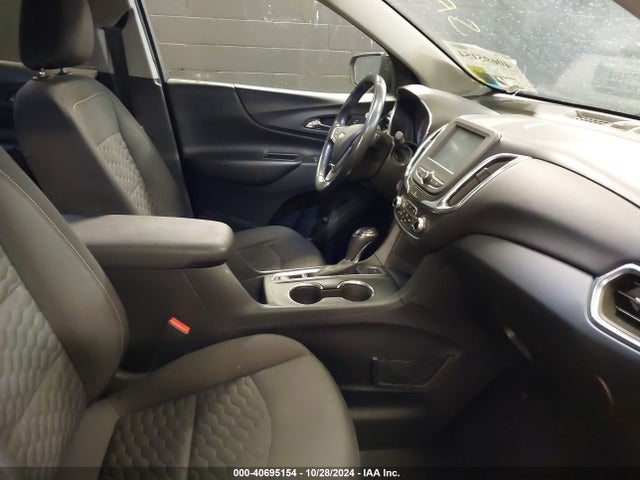 Chevrolet EQUINOX LT 2018 2GNAXSEV8J6305021 Image 5