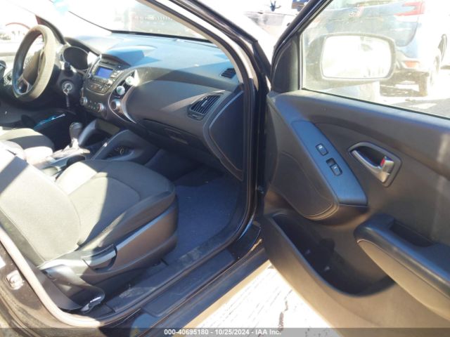 KM8JTCAF5FU086760 Hyundai TUCSON GLS