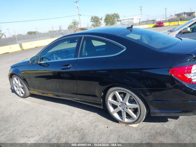 WDDGJ4HBXFG367728 Mercedes-Benz C 250